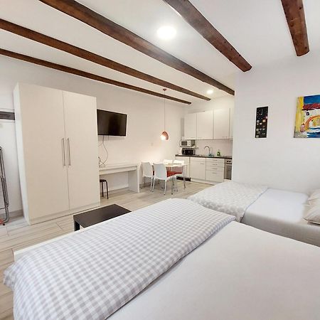 Home Away From Home - Apartment Ilica Zagreb Extérieur photo